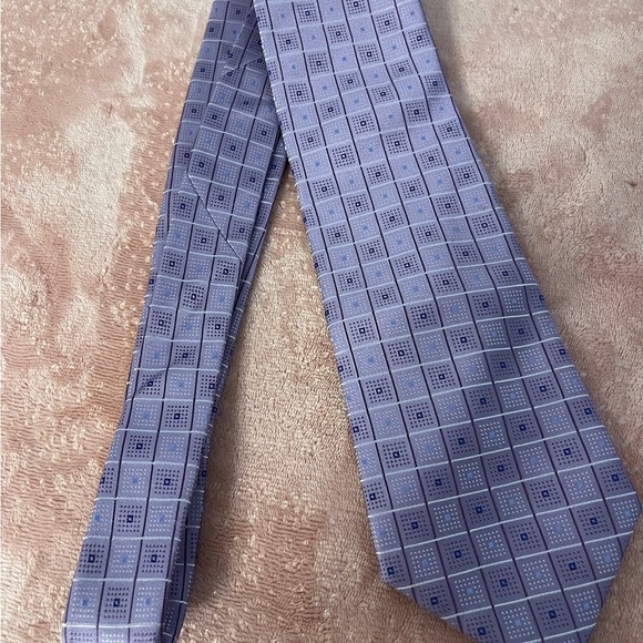Geoffrey Beene Lavender Geometric Men's Tie - Picture 4 of 8